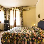 Hotel Sonia