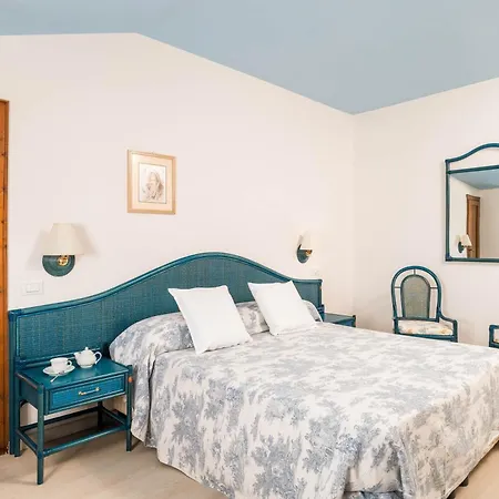 Sonia Hotel 3*