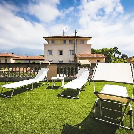 Hotel Sonia 3*
