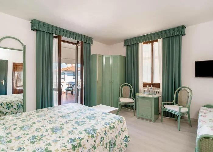 Sonia 3* Forte dei Marmi